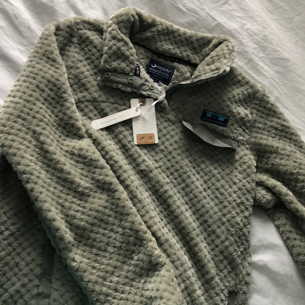 fleece pullover gray/ forest green